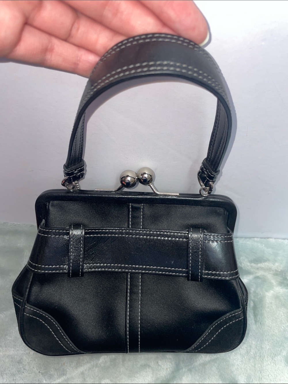 Vintage Coach ‘Madison’ Satin Mini Framed Satchel - Picture 3 of 14